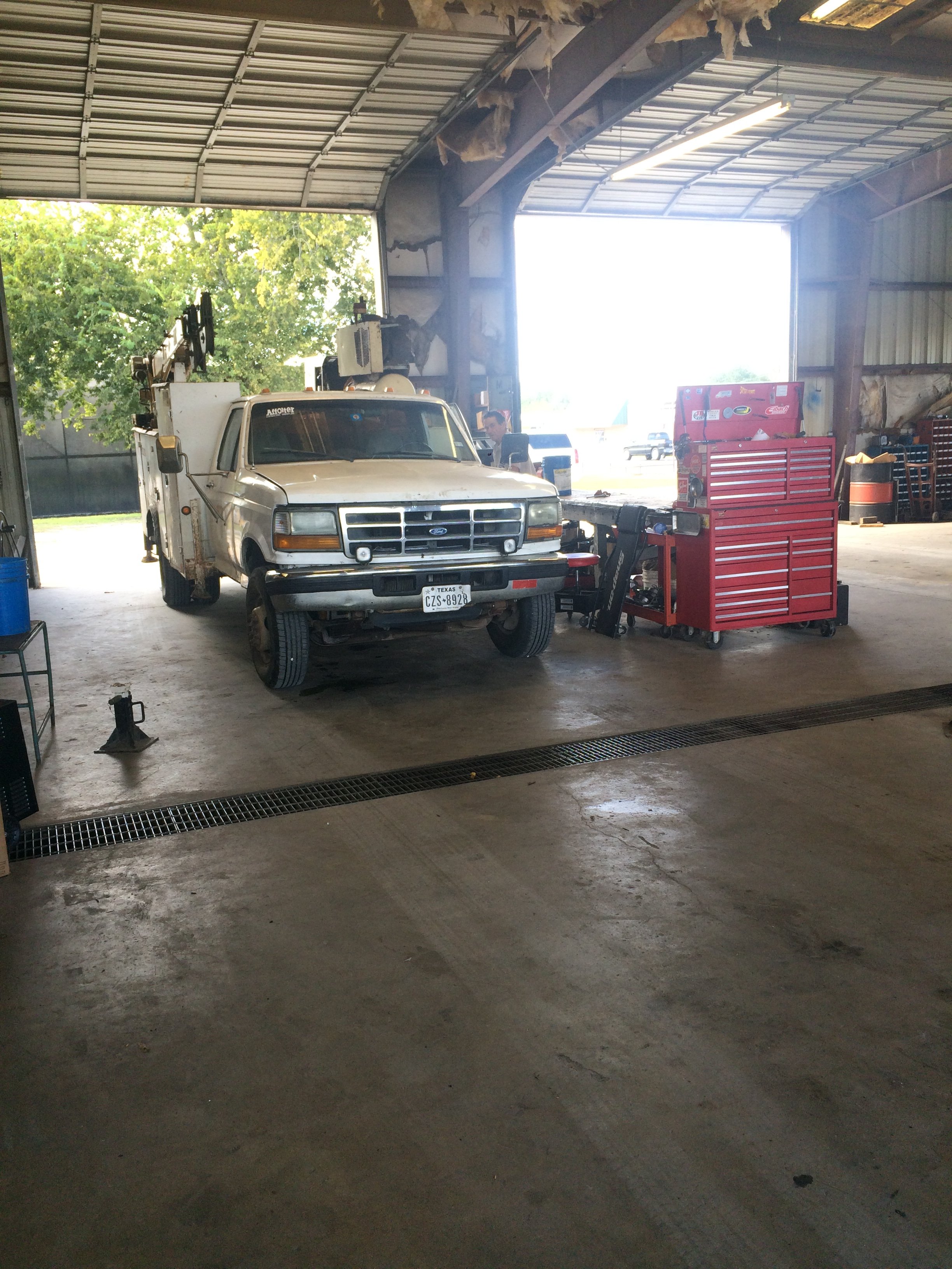 Howard's Automotive & Industrial Supply Gallery Port Arthur